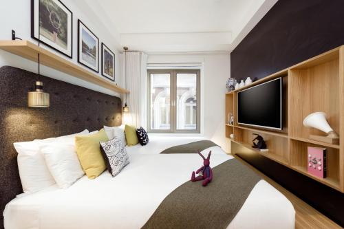 room detail thumbnail 0