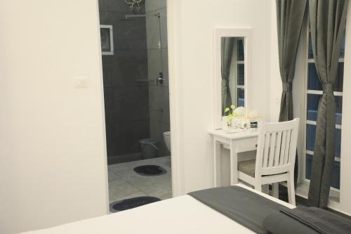 Beautiful Beach house for a peaceful stay. - image 3