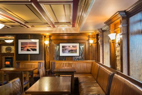 Restaurant, Ceann Sibeal Hotel in Dingle