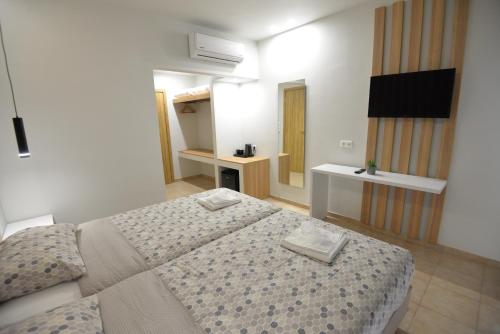 Superior Double Room image 7