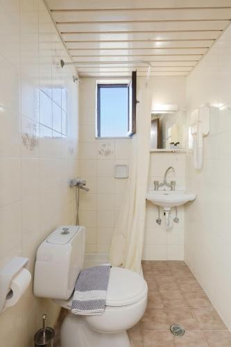 Double or Twin Room with View image 2