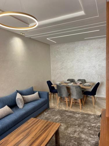 Appartement safran avec piscine - image 2