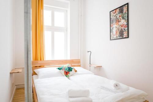 Spacious 3BR plus AC Self Check-in Street Parking, Berlin (Foto 5)