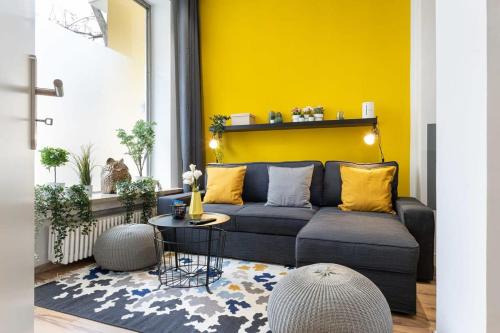 Big Central Apartment near Rotkreuzplatz with 3 BR for 12 PAX, Мюнхен (фото 6)