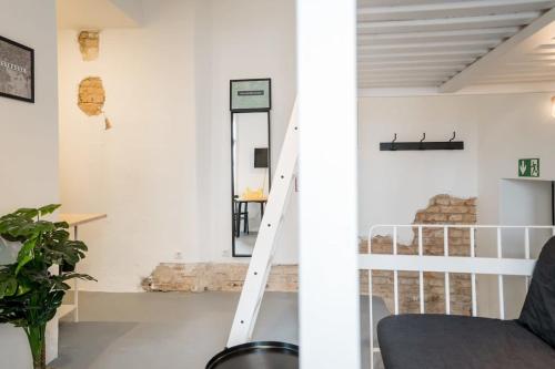 Shabby Chic plus Self CheckIn plus Free Street Parking, Берлин (фото 6)