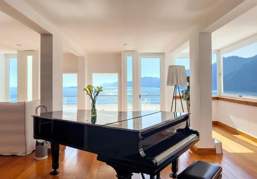 Un Piano Nel Cielo