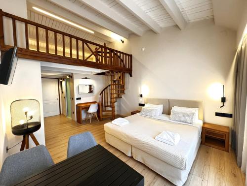 2 bedrooms, 3 beds