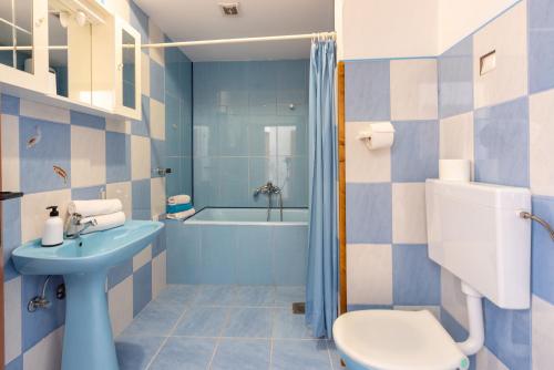 Apartments Davor - image 9