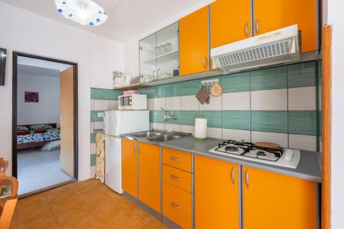 Apartments Davor - image 7