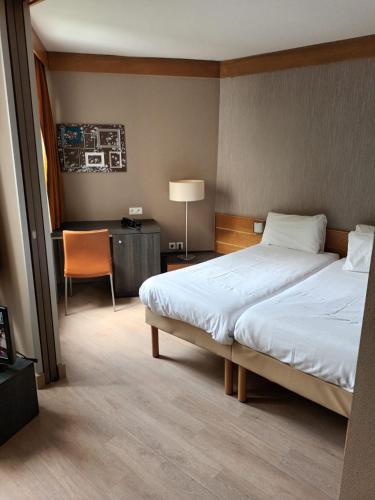 Paris XV Multire - Aparthotel 4 guests, Parigi