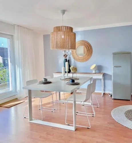 TIMELESS APARTMENT: FREE PARKING + BALCONY in Wuppertal, Deutschland