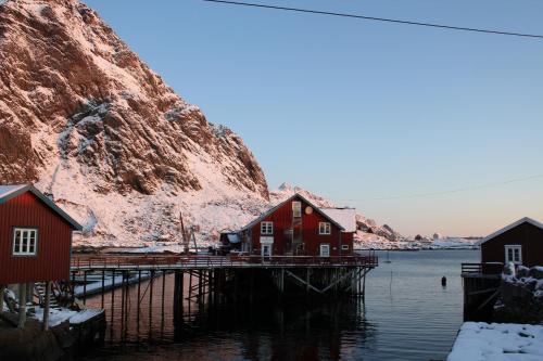 Elisabeth-Bua Elisabeth-Bua