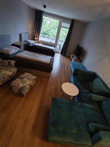 Nice 2 Room Apartment - central / VW Werk