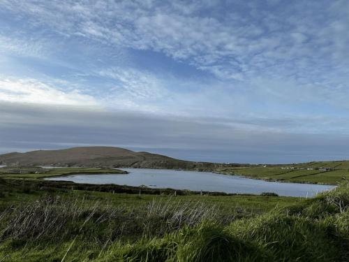 Whispering Waves Cottage - Portmagee