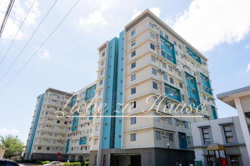 2 BR Unit in the heart of Iloilo Self Check-in near The Molo Mansion