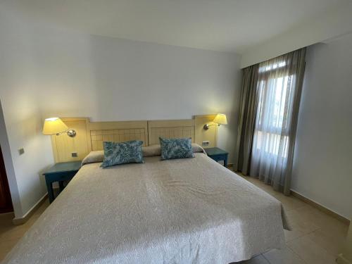 SEGUNDA PLANTA EN PRIMERA LINEA EN URB. JARDINES DE ISLA CANELA