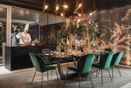 ห้องอาหาร, We.Me Suite Hotel in ริชโชเน