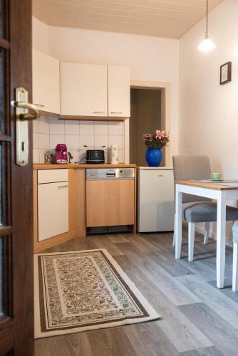 кухня, 2 Zi.-Wohnung Stadtnah, Messenah in Sarstedt