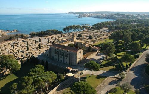 Villa Montgo – La Escala, PA