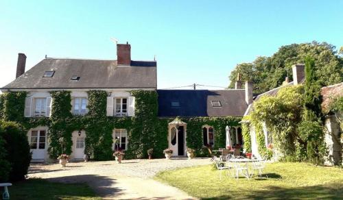 Le Clos des Tilleuls - Gite 10 people chambre d'hôte Chisseaux