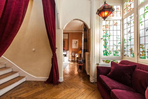 Hotel Particulier Porte Maillot – Neuilly-sur-Seine, CA