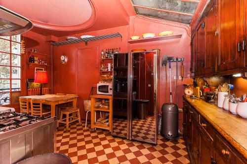 Hotel Particulier Porte Maillot – Neuilly-sur-Seine, CA