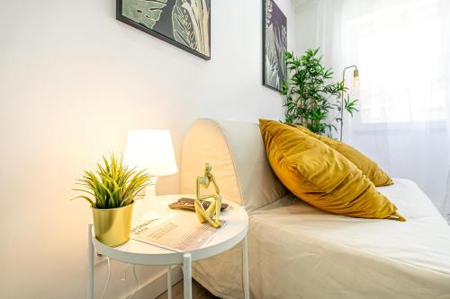 Santos Mattos Guesthouse & Apartments by Lisbon with Sintra Santos Mattos Guesthouse & Apartments by Lisbon with Sintra