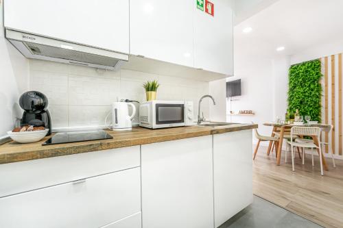 Santos Mattos Guesthouse & Apartments by Lisbon with Sintra Santos Mattos Guesthouse & Apartments by Lisbon with Sintra