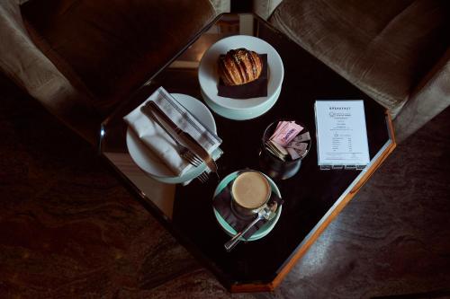 The California - image 6