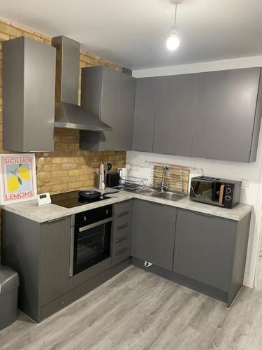 Picture of Stunning 1 Bed Central Flat