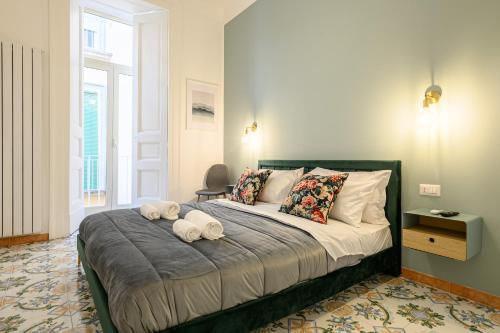 Guest House 121 Charming Apartment, Naples