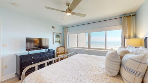 477 Captain's Walk 477 Captain's Walk