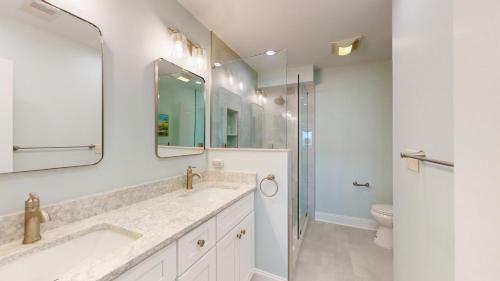 477 Captain's Walk 477 Captain's Walk