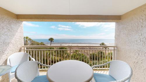 477 Captain's Walk 477 Captain's Walk