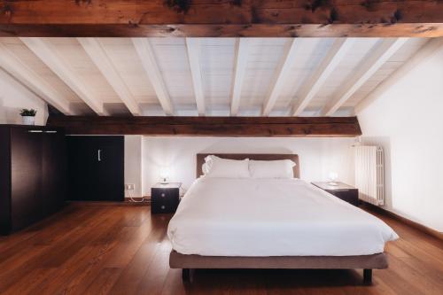 Charming Milan Apartments Brera - Madonnina - image 6