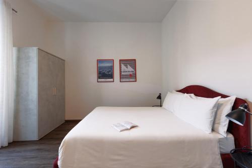 Double Room with Extra Bed image 10
