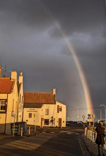 Kinneuchar Cottage - by Elie, Dog Friendly.