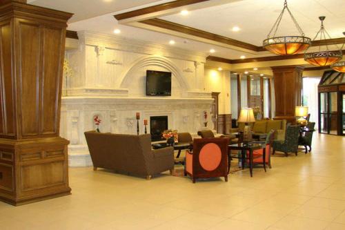 Vestíbulo, Decatur Conference Center and Hotel in Decatur