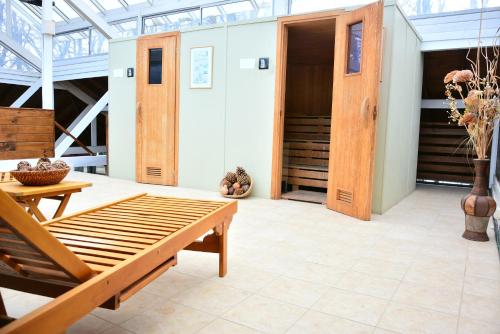 사우나, Cabanas la Villa del Montanes in 비야 라 앙고스투라