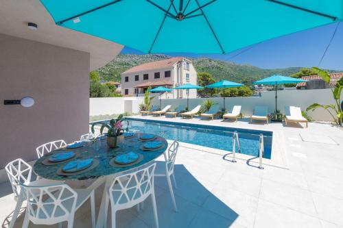 Excellent Zaton Villa - 4 Bedrooms - Villa Obala Lagoona - Close to Sea - Modern Interiors