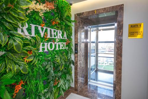 Iekārtas, Hotel Riviera in Kamëz