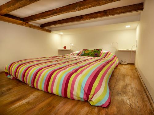 Alfama Cozy Studios by Get Your Stay 2