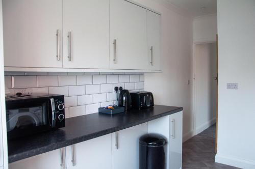 Wembley Stadium Central Modern & Cozy Apartment - image 6