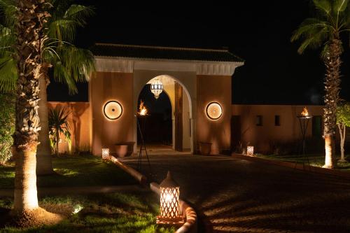 Palais Alcazar - image 8