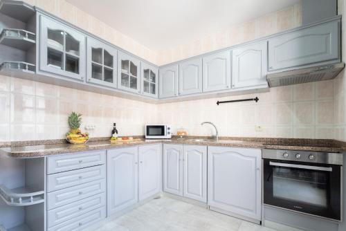 Host Wise - Spacious Sunny House with terrace & BBQ, Vila Nova de Gaia (fotografie 6)