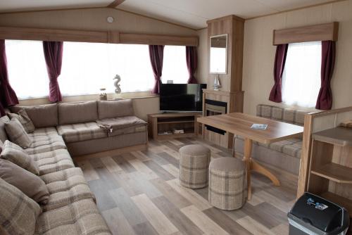 2 Bed Caravan For Hire at Golden Sands in Rhyl