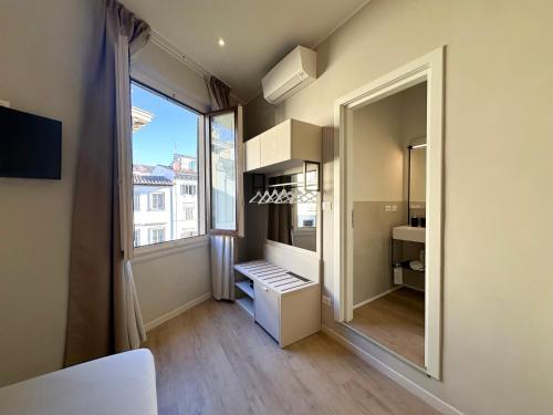 Hotel Giappone - image 14