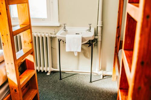 Denton House Hostel Room Type - Bed in 4-Bed Dormitory Room