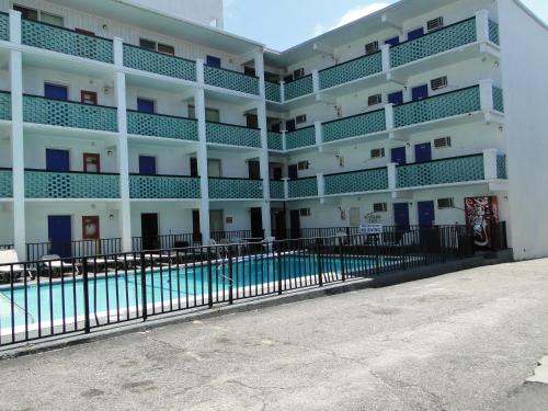 Sea Gypsy Inn - image 6