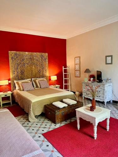 4 twin beds